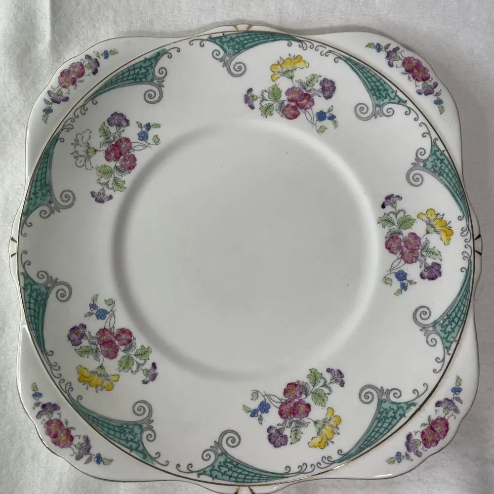 VTG Royal Grafton England Square Scalloped 9” Floral Bone China Side Plate